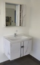 MEUBLE BLANC AVEC MEUBLE MIROIR ARGENTE COP