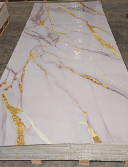 PLAQUE PVC MURALE 122*280cm