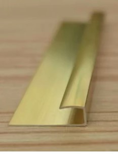 [LT301-G-AND S] Profilé de finition pour panneau PVC- DORE COTE